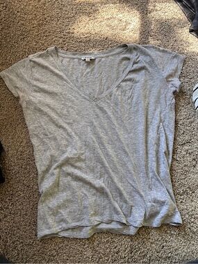 Love Culture grey vneck tee